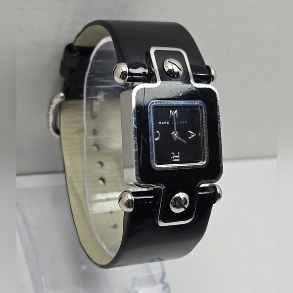 Womens Vintage Marc Jacobs Black Quartz Cuff Watch Silver Leather New Battery main image 7